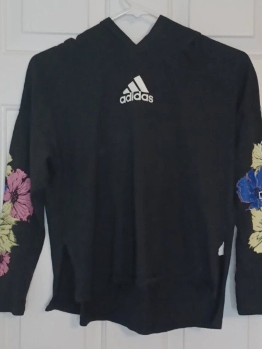 ADIDAS HER Studio Cropped Hooded Tshirt sz L Floral Sleeves Loose Fit